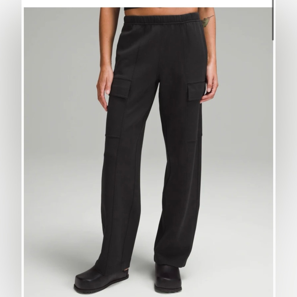 Lululemon Athletica -Blend Double-Knit Mid-Rise Cargo Pant -